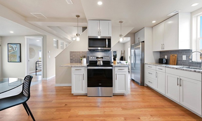Timnath Casa | Bright and Stylish Home – Great Central Location!
