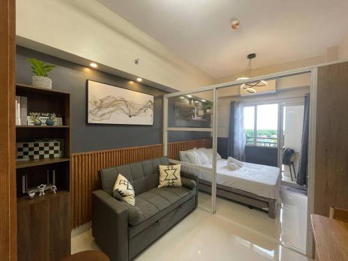 Basak Apartamento | Bright and Stylish Condo with Pool View and Balcony
