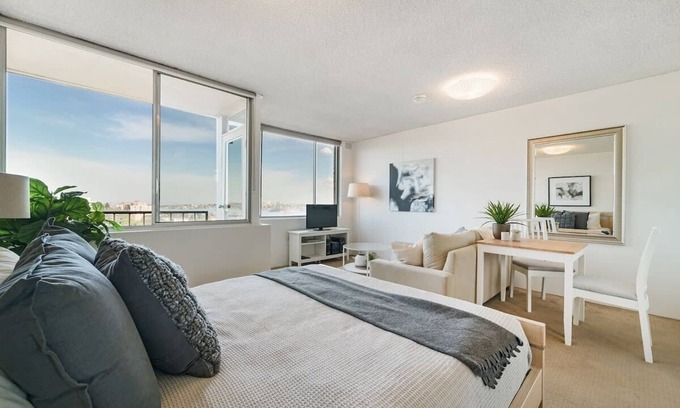 Neutral Bay Apartamento | Bright and Sunny Studio Apartment