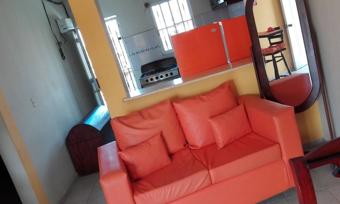 Ensanche Isabelita Apartamento | Appartamento juvenil y brillante con agua caliente