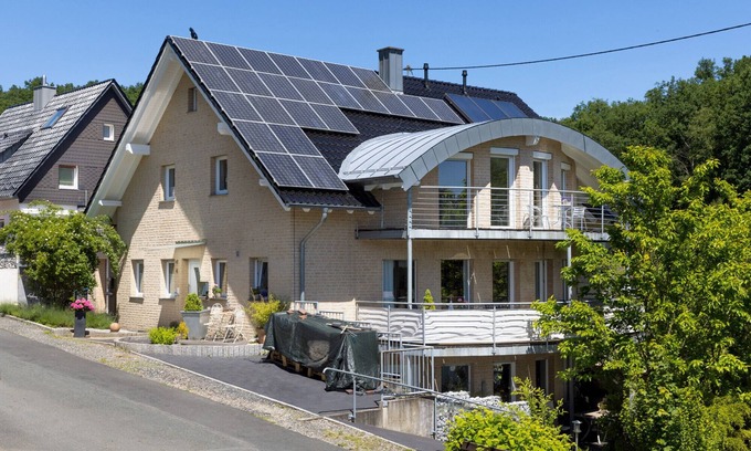 Trupbach Apartamento | Bright apartment (115sqm) with balcony and sun terrace