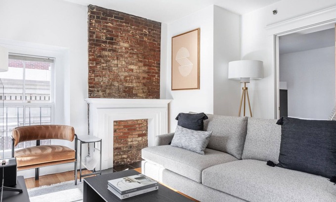 Beacon Hill Apartamento | Bright Beacon Hill 2BR w/ W/D, nr Boston Common, by Blueground