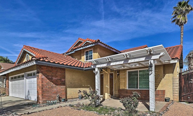Corona Casa | Bright California Home w/ Patio < 1 Mi to Hiking!