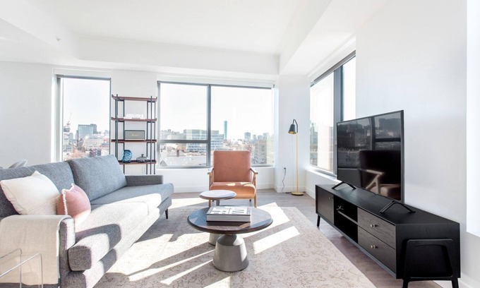 Central Square Apartamento | Bright Central Square 2BR w/ W/D, Gym, near T & Harvard, by Blueground