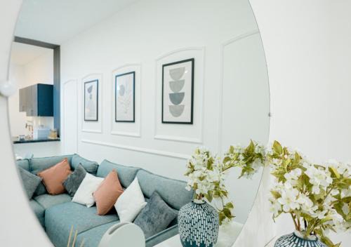 Libreville Apartamento | Bright & Chic Apartment