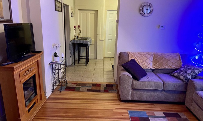 Poughkeepsie Casa | Bright, clean cozy place with private parking