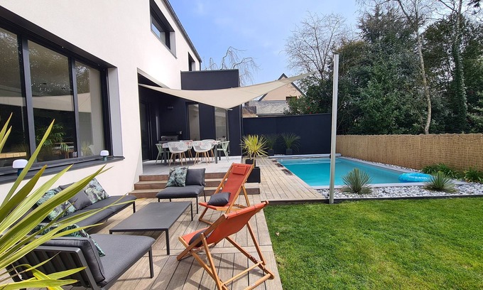 Bruz Casa | Bright contemporary house in Brittany