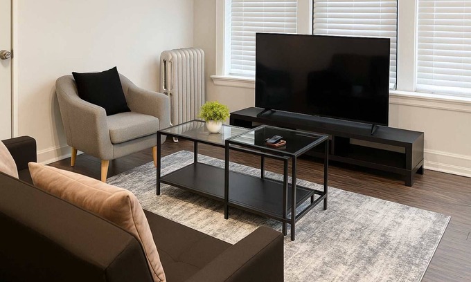 Hyde Park Apartamento | Bright & Cozy 1BR Near UChicago
