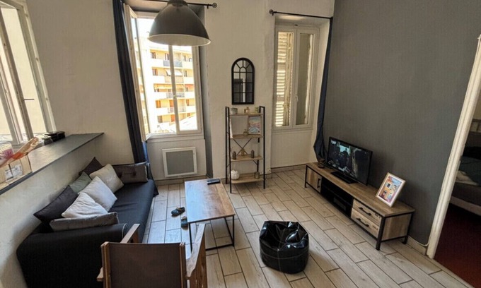 Saint-Lambert Apartamento | Bright flat near the beach and Old Port