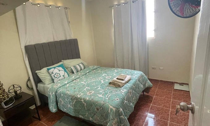 Los Alcarrizos Apartamento | Bright, Fresh & Comfortable 2BR Apartment with Parking in Los Alcarrizos