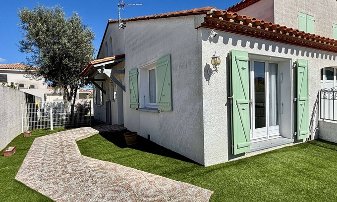 Latour-Bas-Elne Casa | Apartamento en planta baja con jardín, cerca de la playa