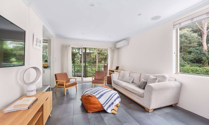 Bellevue Hill Apartamento | Bright modern 2BR apartment with garden outlook