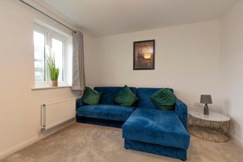 Yeovil Casa | Bright & Modern 4 Bedroom House in Yeovil