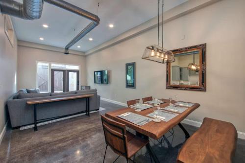 Roanoke Apartamento | Bright modern loft for adventurers
