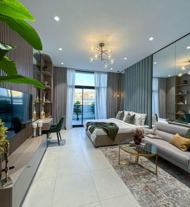 Discovery Gardens Apartamento | Bright New Studio with Pool & Gym Access, 5 min from Gardens Metro