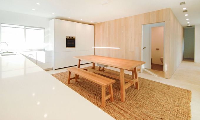 Sawtelle Japantown Apartamento | brillante, lujoso y lujoso diseño minimalista de alta gama