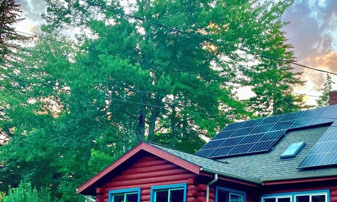 Blue Hill Apartamento | Bright, quiet studio apartment in beautiful Blue Hill close to Acadia and hiking