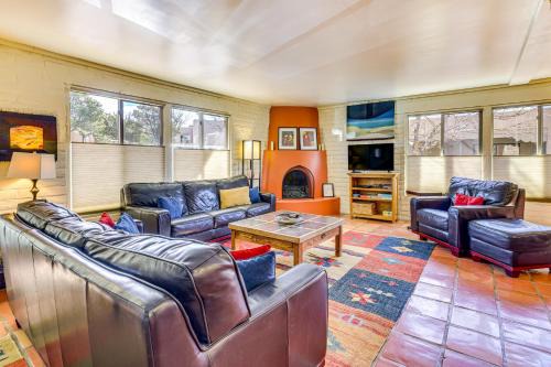 Northeast Santa Fe Apartamento | Bright Santa Fe Condo 30 Min from Ski Basin!
