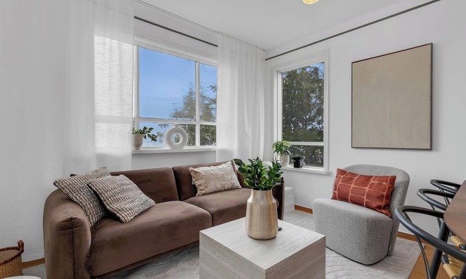 Laugardalur Casa | Bright & Spacious Stay for Families and Friends