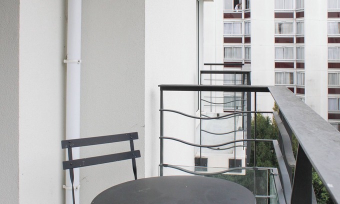Issy-les-Moulineaux Apartamento | Studio With Balcony In Issy Les Moulineaux