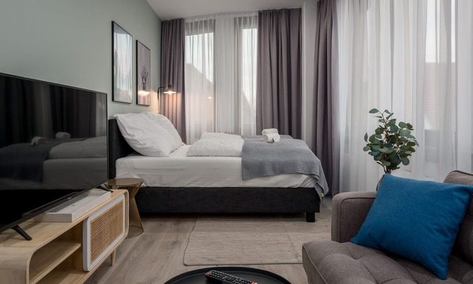 Lippstadt Apartamento | ☆BRIGHT: Studio for 2 | City Center | Kitchen