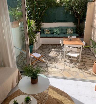 Saint-Aygulf Apartamento | Bright studio with small terrace