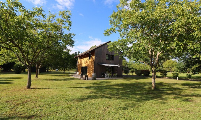 Saint-Vincent-de-Cosse Casa | TABACO DE LOFT CÓMODO RENOVADO EN LOFT CON PISCINA CERCA DEL RÍO Y DEL SARLAT