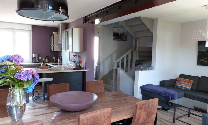 Concarneau Casa | Brillantes decoradas con buen gusto casa de 300 metros de la playa Sables Blancs.