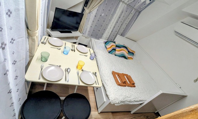 Sugamo Apartamento | Bright Tokyo Loft with Sky View | 8min walk to Sugamo Station and Attraction