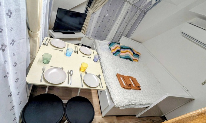 Sugamo Apartamento | Bright Tokyo Loft with Sky View | 8min walk to Sugamo Station and Attraction