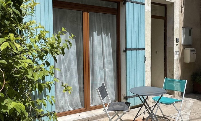 Bonnieux Casa | Bright town house