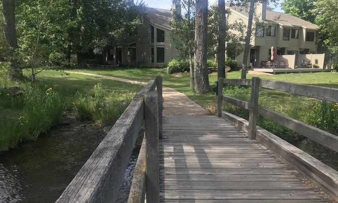 East End Casa | Brilliance on the Boise River