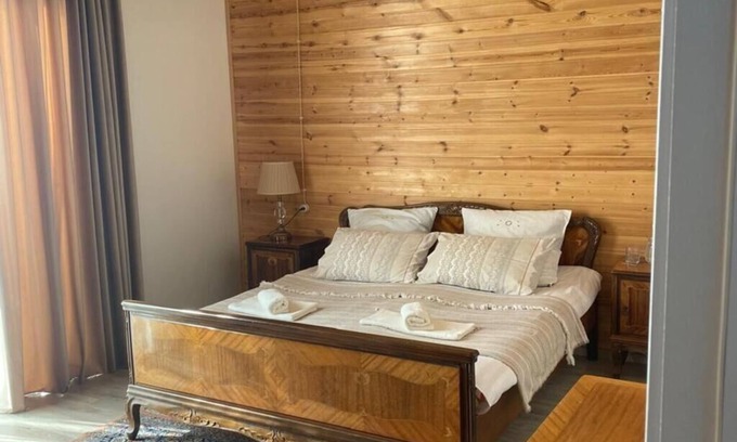 Tsageri Apartamento | Brilliant 3-bedroom apartment in Chalistavi