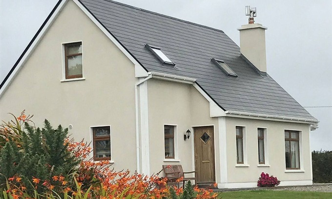 The Whitford House Hotel Cabaña | Brilliant family house for exploring North Mayo