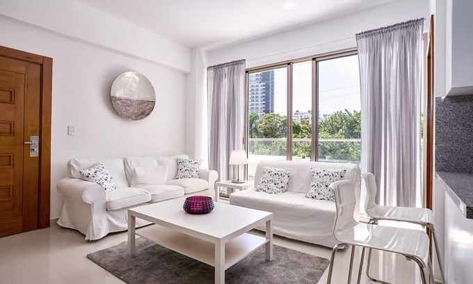 La Julia Apartamento | Lujoso nuevo Harmony Condo en La Julia 3