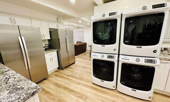 West University Casa | Bring a Large Group S