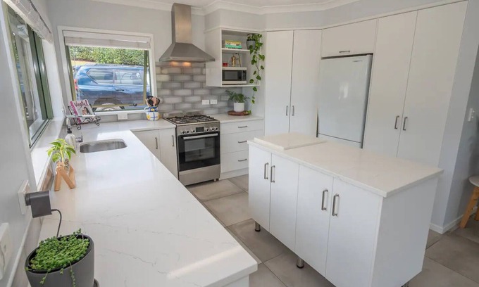 Doubtless Bay Casa | Bring the boat and the family!