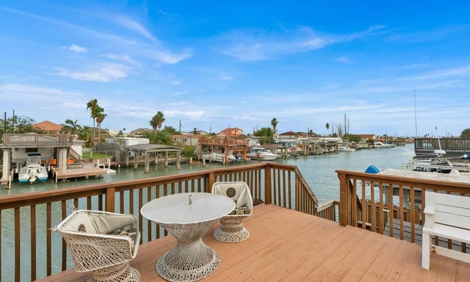 Port Isabel Alquiler De Eote | Bring you boat and enjoy to beautiful scenery!*