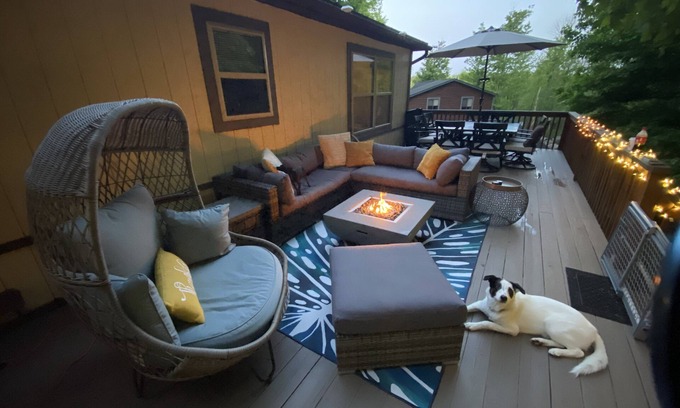 Lake Ariel Casa | Bring your friends, your family, your pets, you won’t want to leave! :)