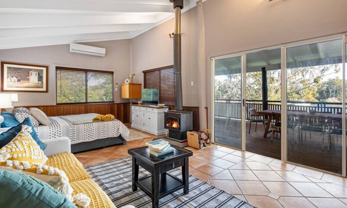 Kenmore Cabina | Brisbane River Shack