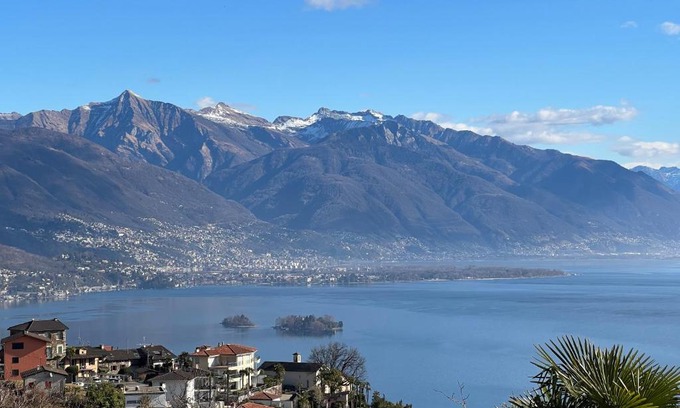 Brissago Apartamento | Brissago: Casa Collinetta H