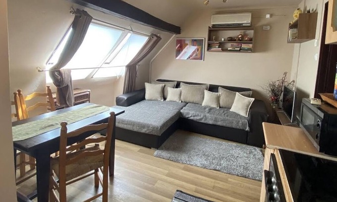 Baja Apartamento | Bristol Apartments - Two Bedroom Apartment