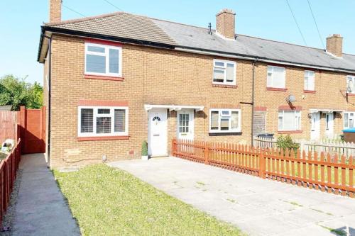 Luton Casa | Bristol House FREE Parking & Airport & M1 & Contractor