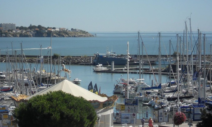 Royan Hotel | Brit Hotel Hermitage