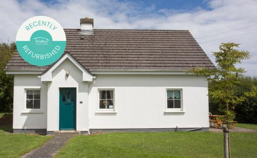 Brittas Bay Casa | Brittas Bay Holiday Village No 32 by Trident Holiday Homes