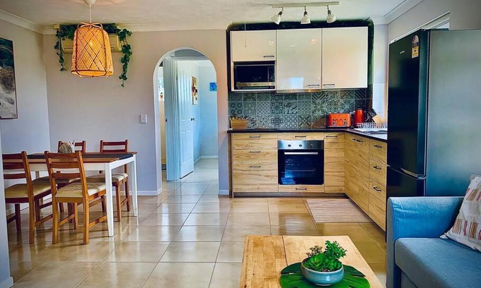 Broadbeach Apartamento | Broadbeach, Stylish Apartment Close To everything
