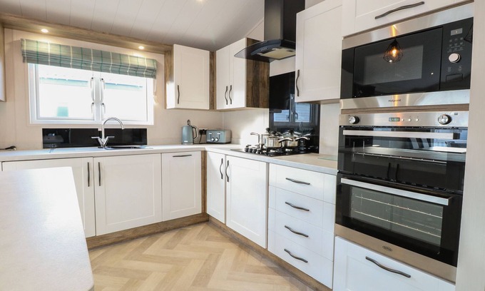 Hopton Cabaña | Broadland Sands Lodge