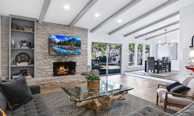 Forest North Estates Casa | Broadmeade Bungalow - Private Pool & Fire Pit