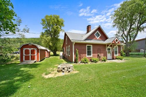 Valle Crucis Casa | Broadstone Cottage