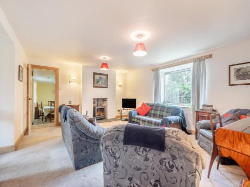 Minard Casa | Brondeg Lodge